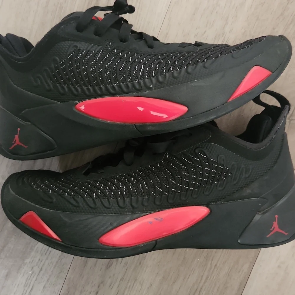 Air Jordan Luka 1 Bred